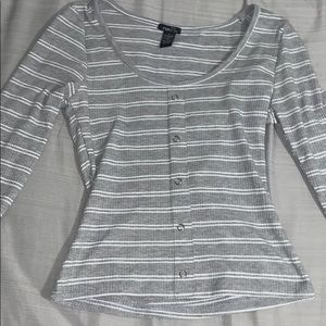 Long sleeve Tee Shirt